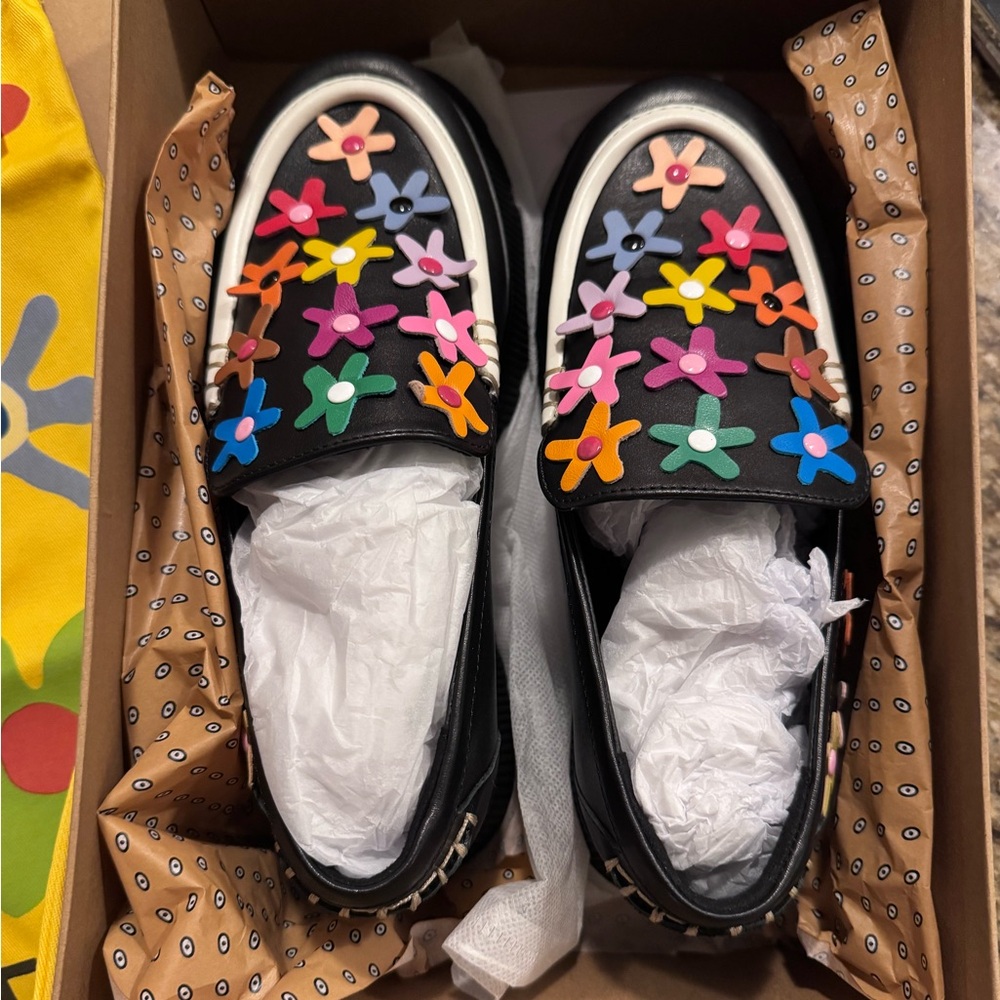LORIEN STERN X CHARLOTTE STONE LOAFERS (BLACK) - Picture 3 of 7